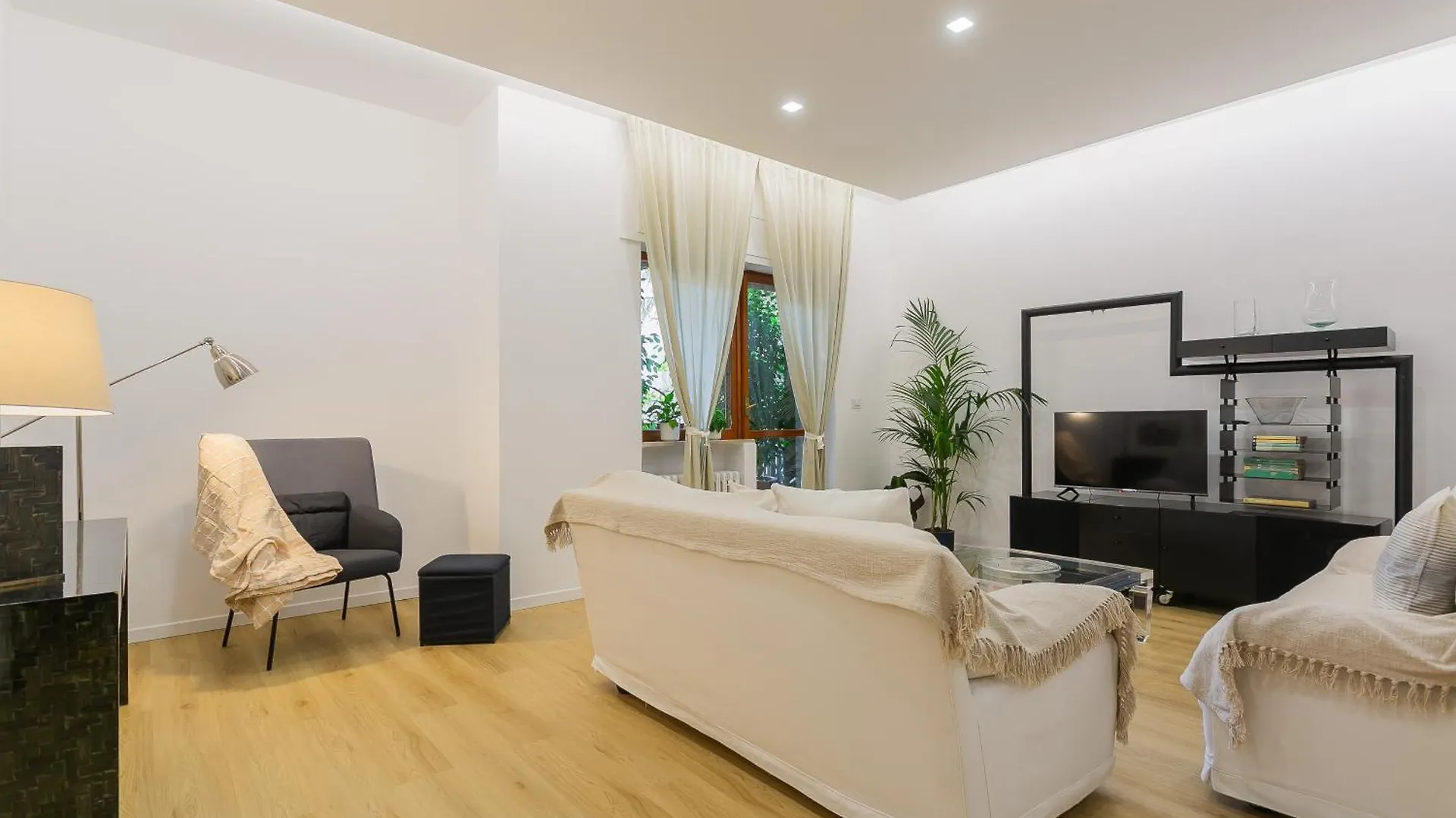Petershouse Apartment Bari Italy