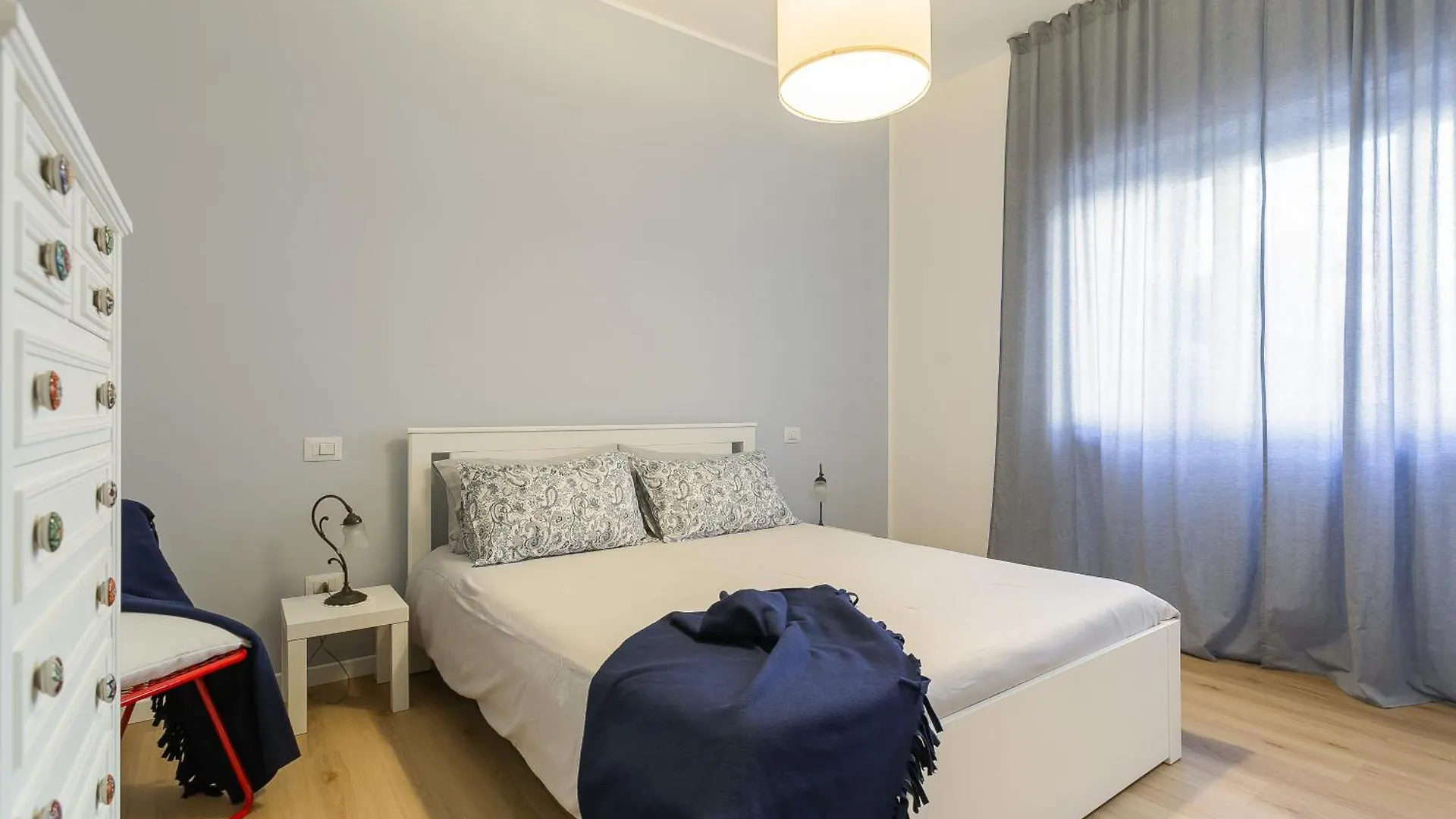 Petershouse Apartment Bari 0*,  Italy